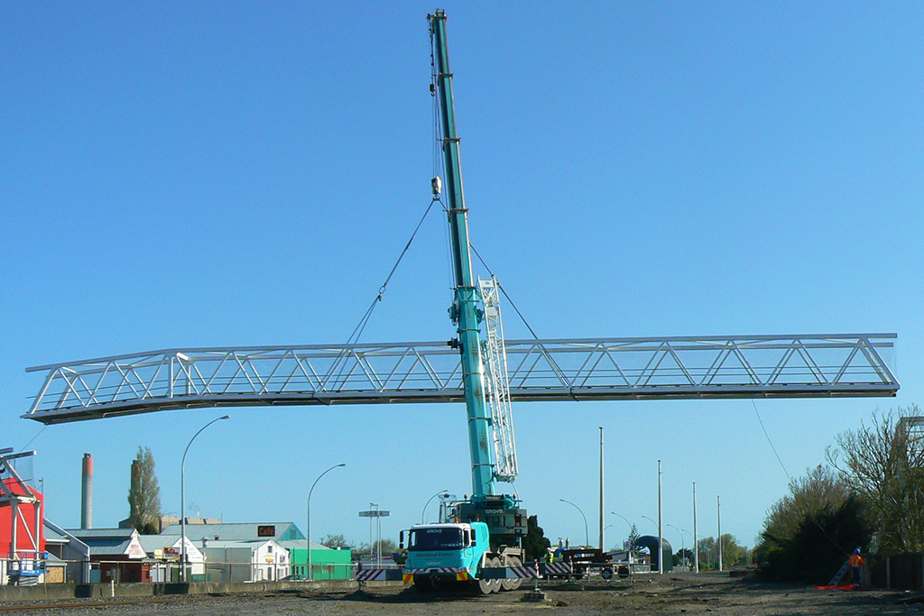 Universal Cranes Waikato